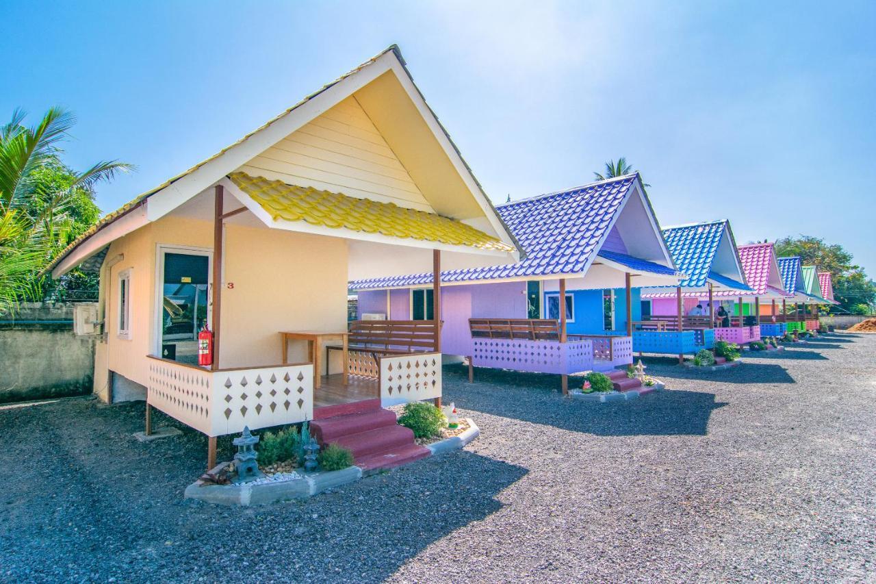 Oyo 578 Pj Resort And Snooker Club Prachuap Khiri Khan Eksteriør billede